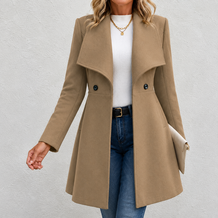 Cappotto Svasato a Doppiopetto