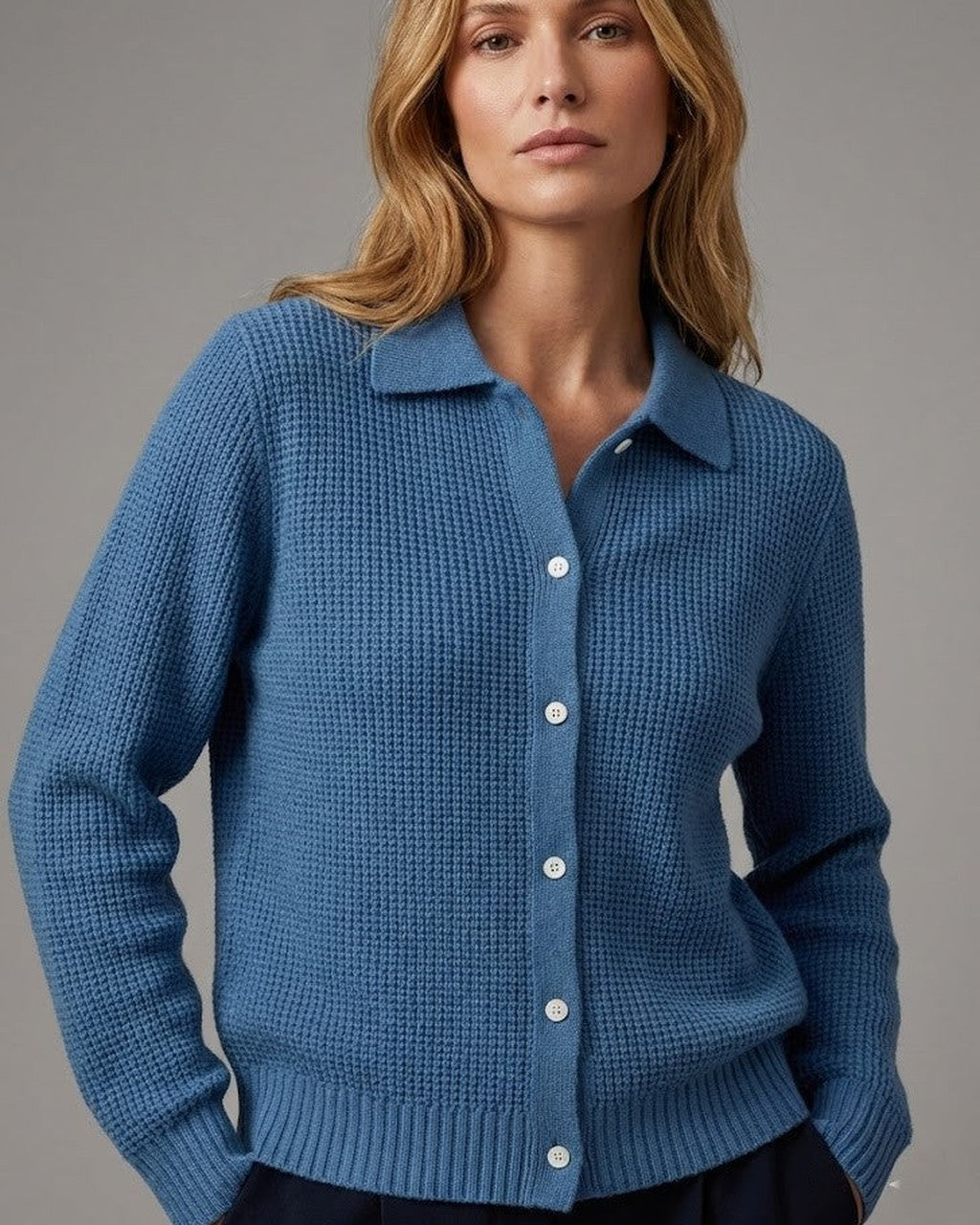 Cardigan Stile Camicia con Bottoni