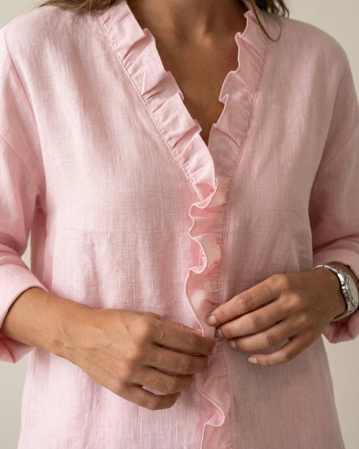 Blusa Elegante con Volant