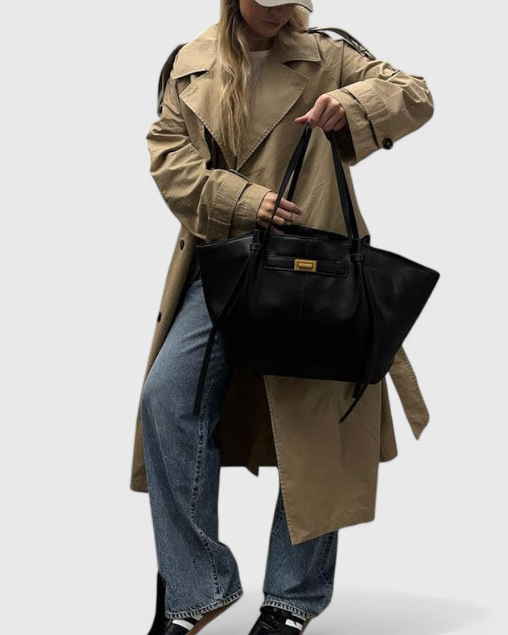 Borsa a Spalla dal Design Svasato