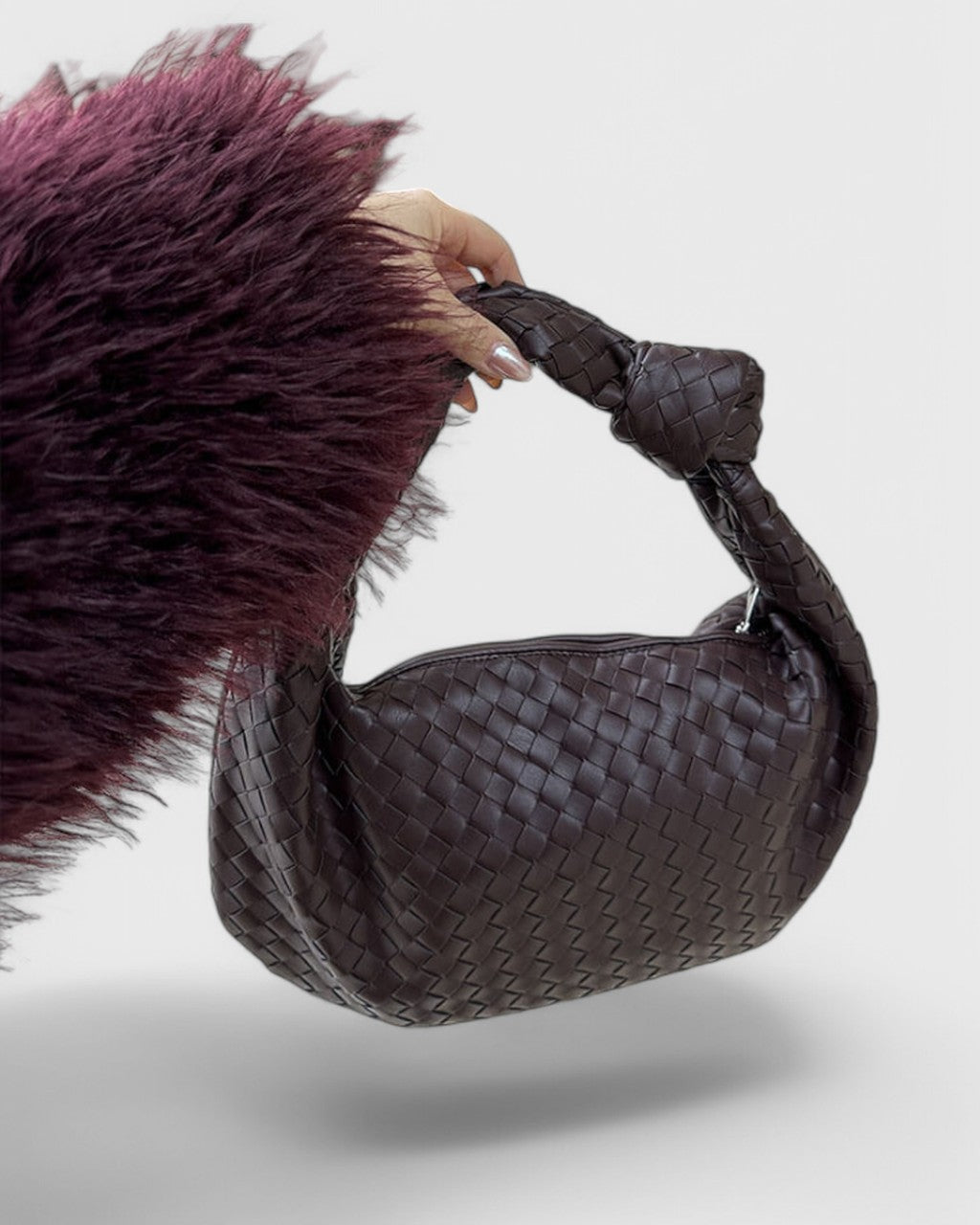 Borsa Intrecciata con Nodo