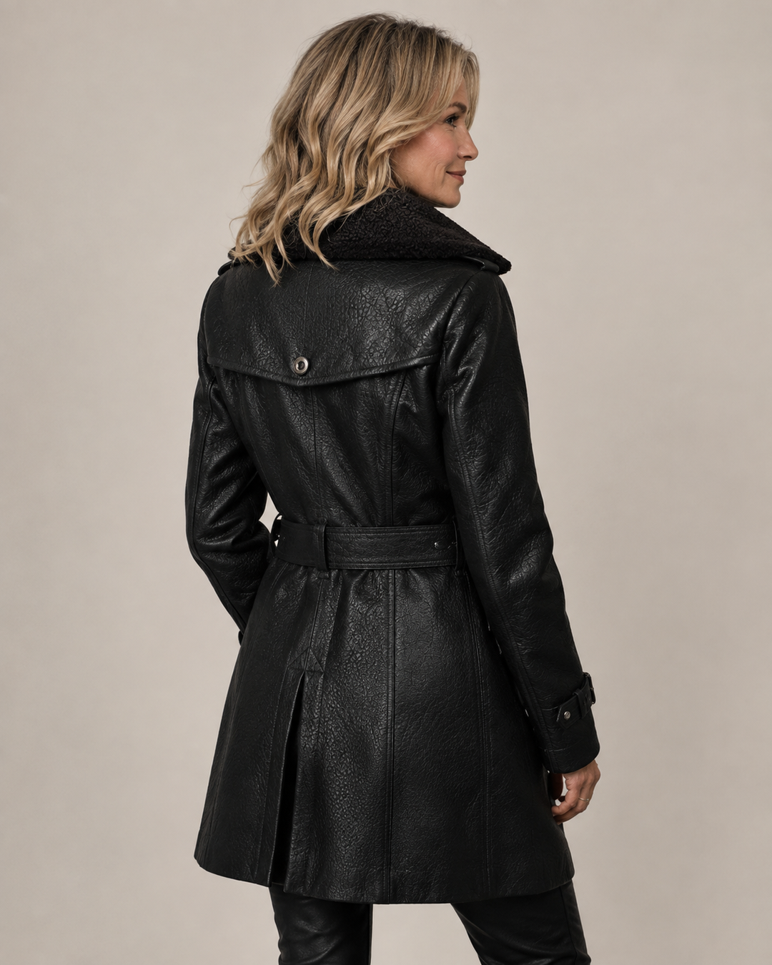 Cappotto Avvitato con Collo a Contrasto