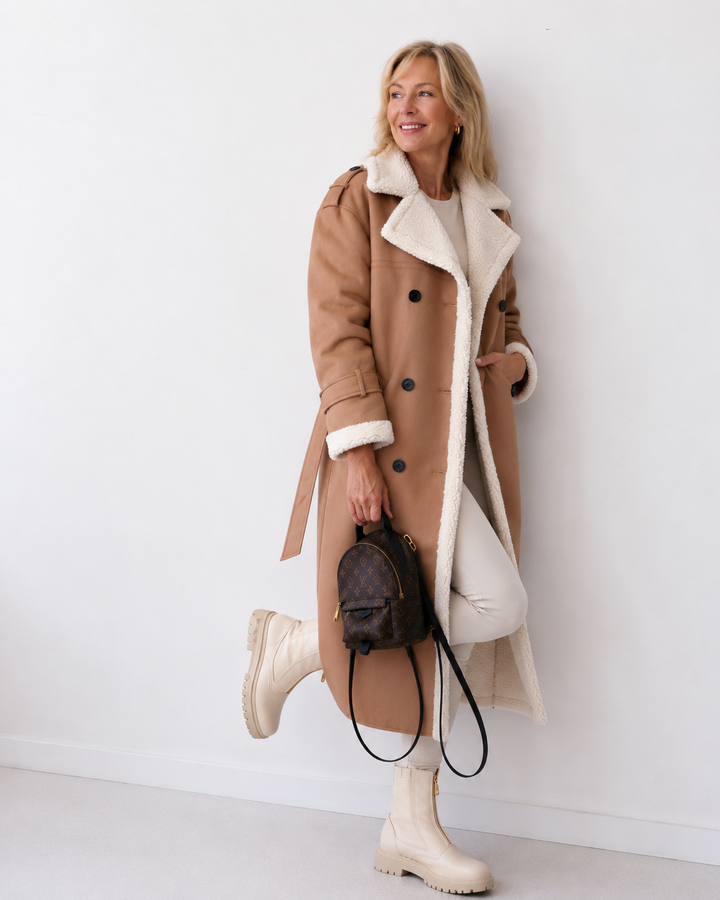 Cappotto con Revers a Contrasto