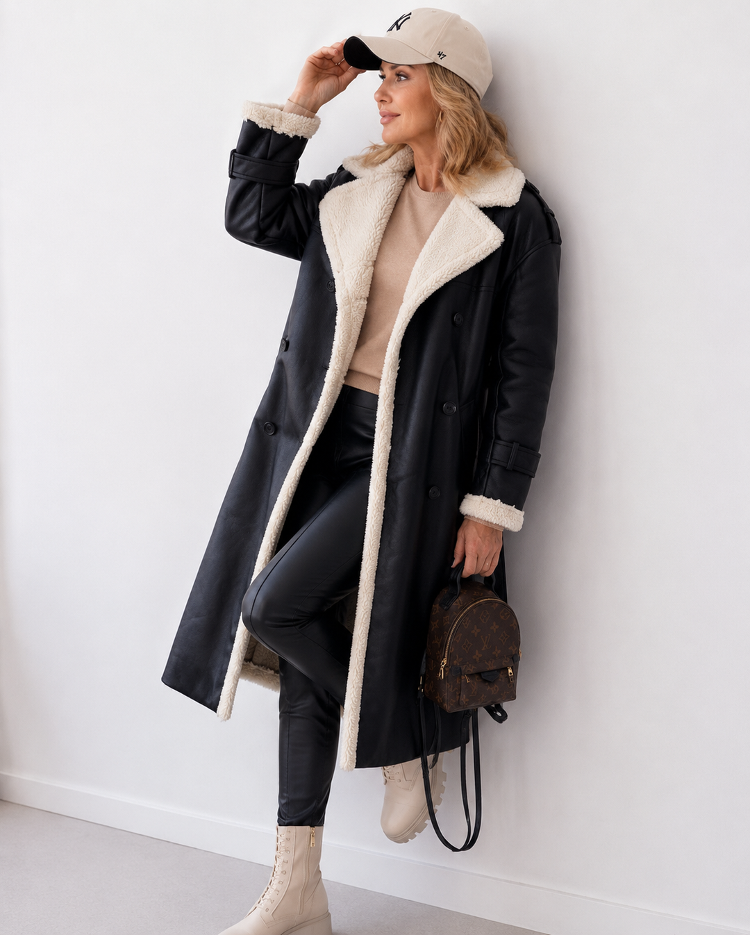 Cappotto con Revers a Contrasto