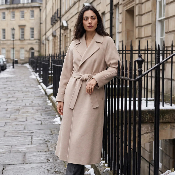 Cappotto Stile Vestaglia con Cintura