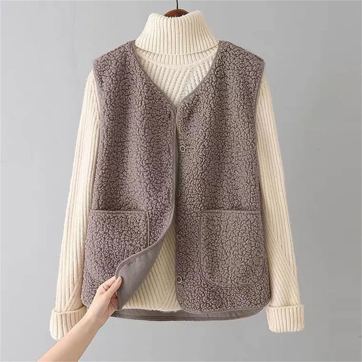 Cardigan Smanicato con Tasche