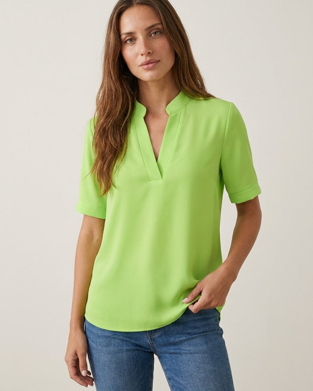 Blusa Fluida con Collo Coreano