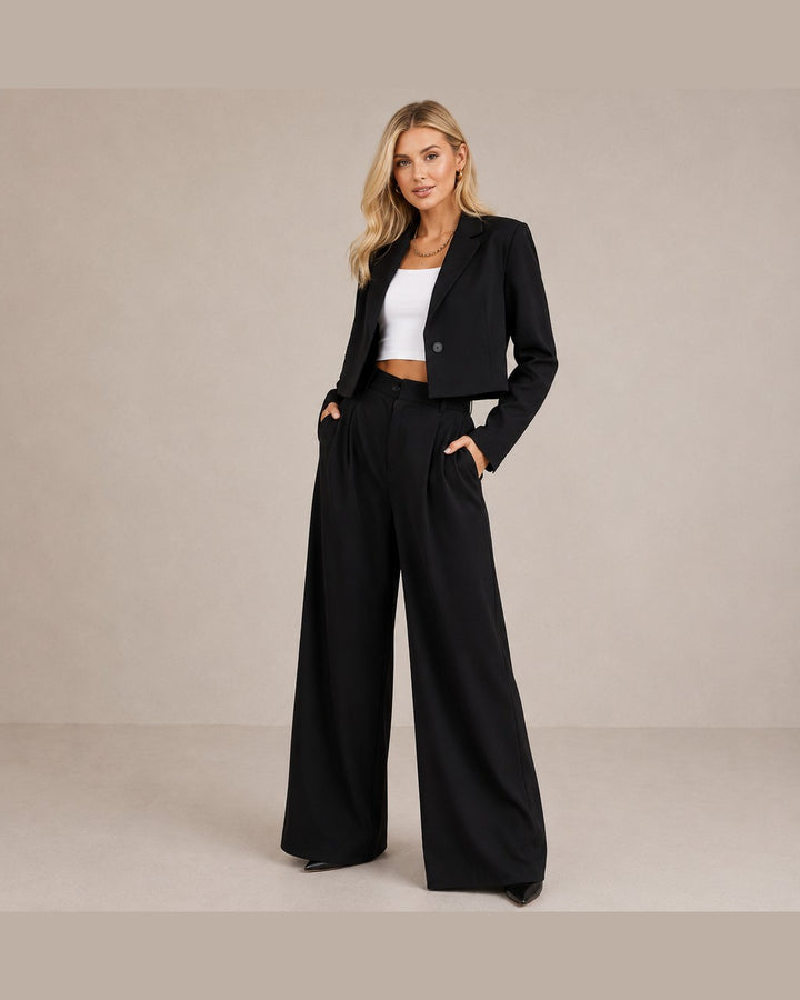 Completo con Blazer Corto e Pantalone