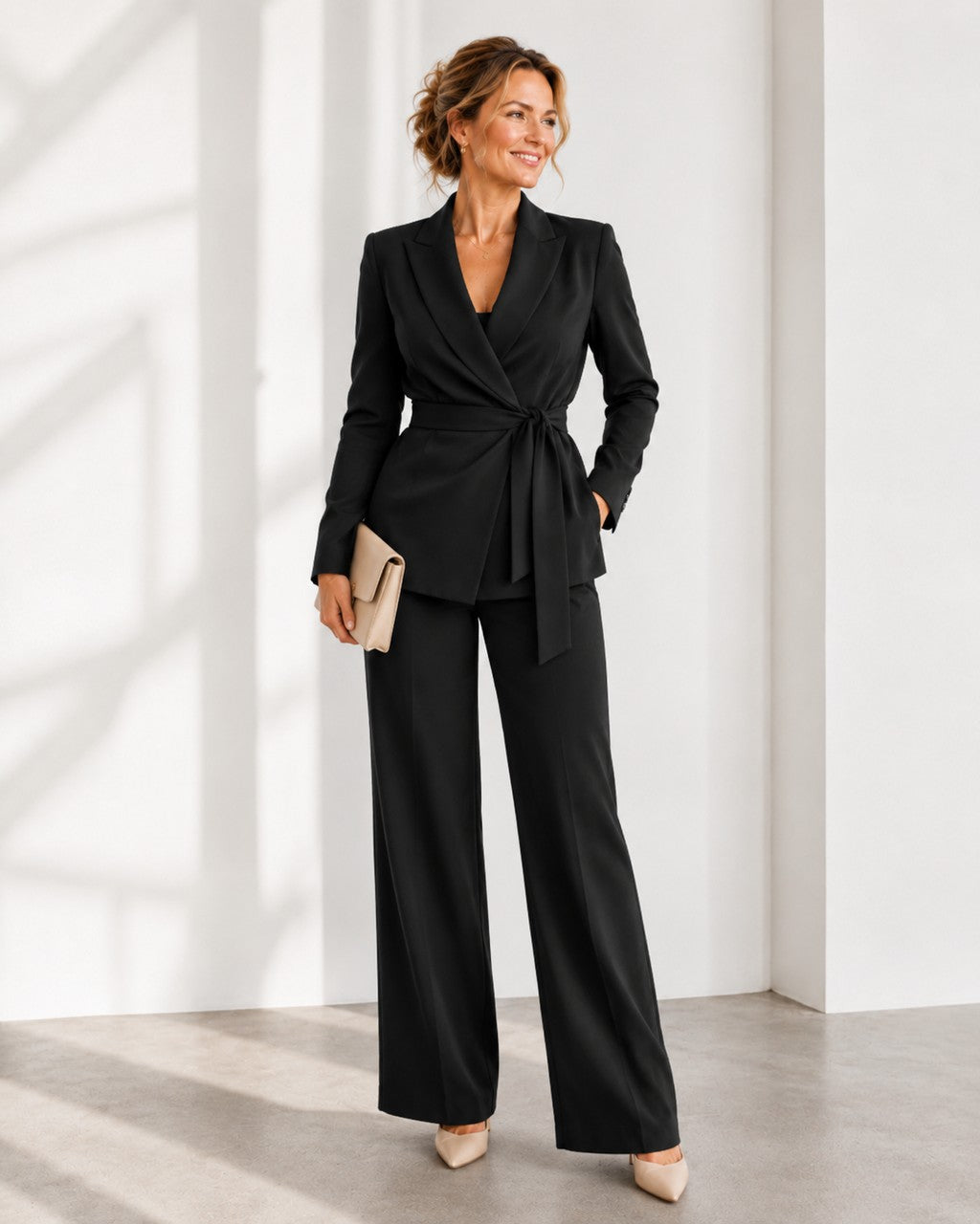 Completo Elegante con Giacca Annodata