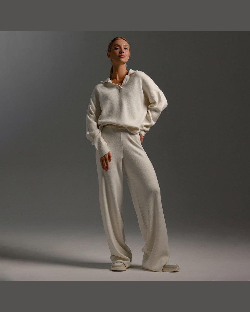 Completo Oversize con Collo a Polo
