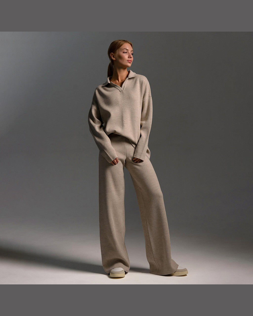 Completo Oversize con Collo a Polo