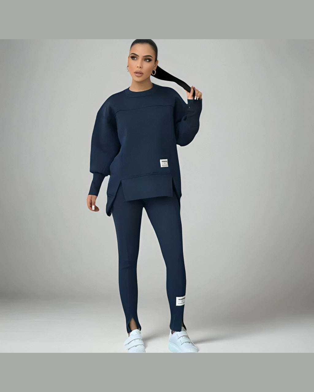 Completo Oversize con Spacchi Laterali
