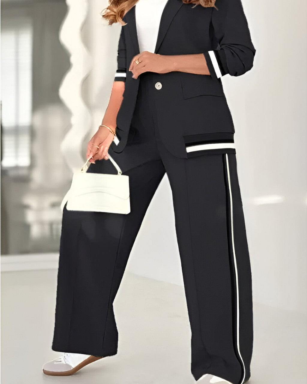 Completo Pantalone Largo con Bande Laterali