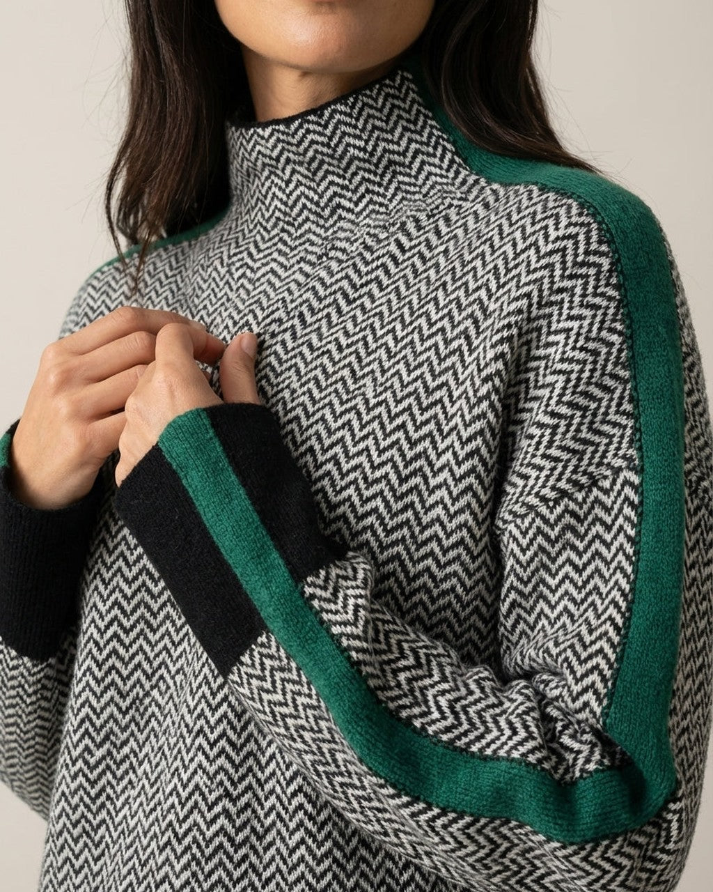 Maglione a Fantasia con Bande Sportive