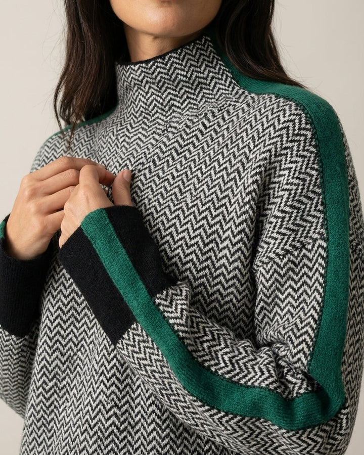 Maglione a Fantasia con Bande Sportive