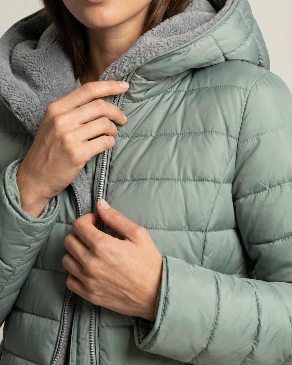 Giacca Trapuntata Avvitata con Cappuccio