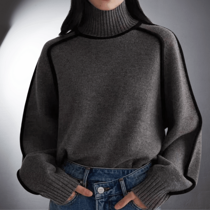 Maglione a Collo Alto con Profili