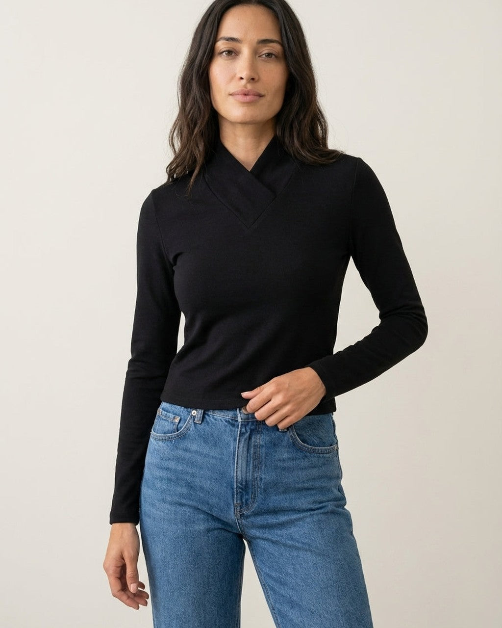 Maglione Elegante dal Collo Lavorato