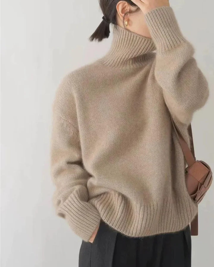 Maglione Morbido a Collo Alto
