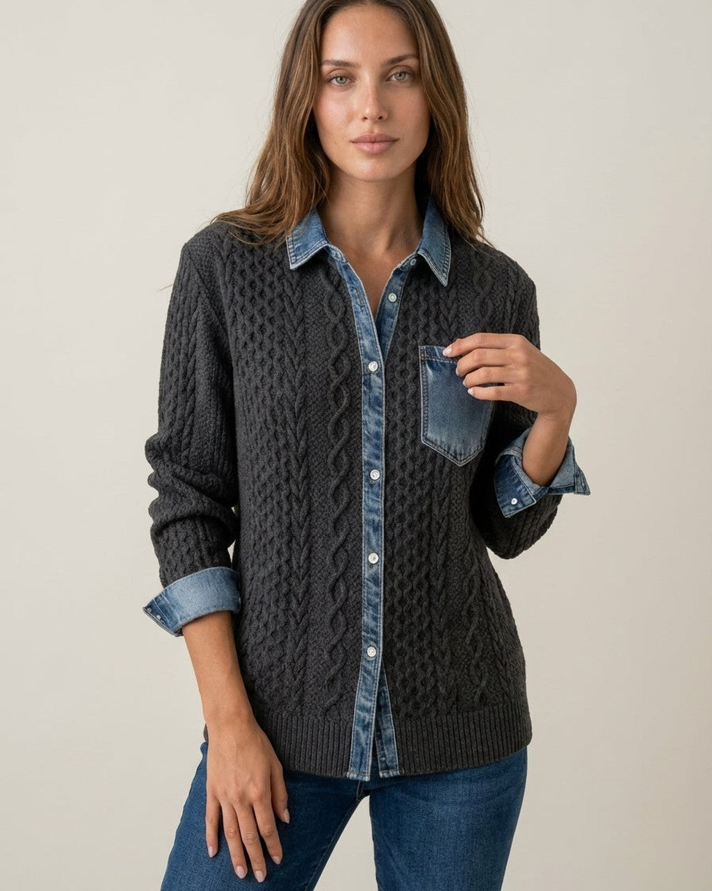 Maglione Stile Camicia a Trecce
