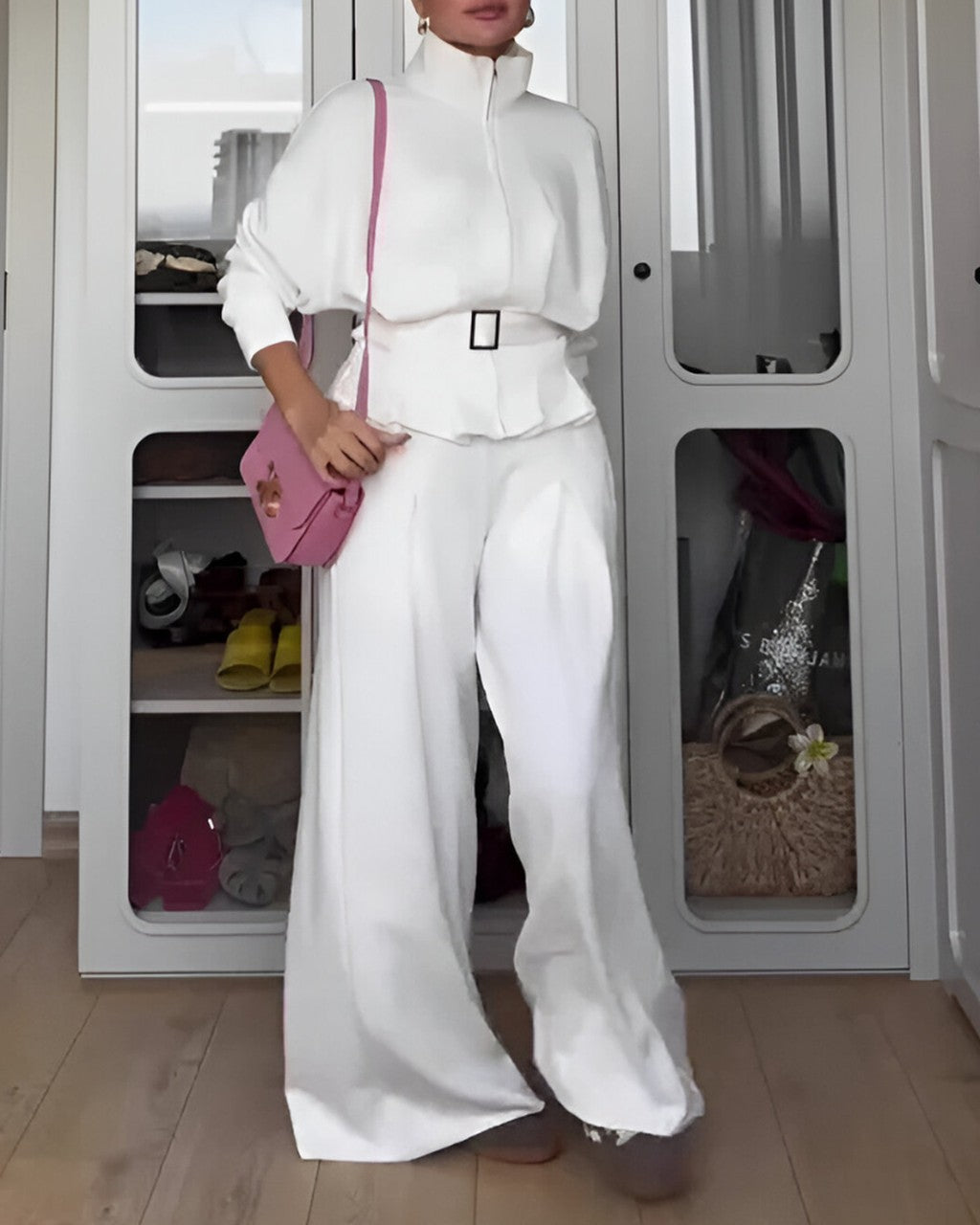 Completo Due Pezzi con Cintura