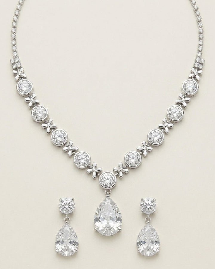 Parure Scintillante con Goccia