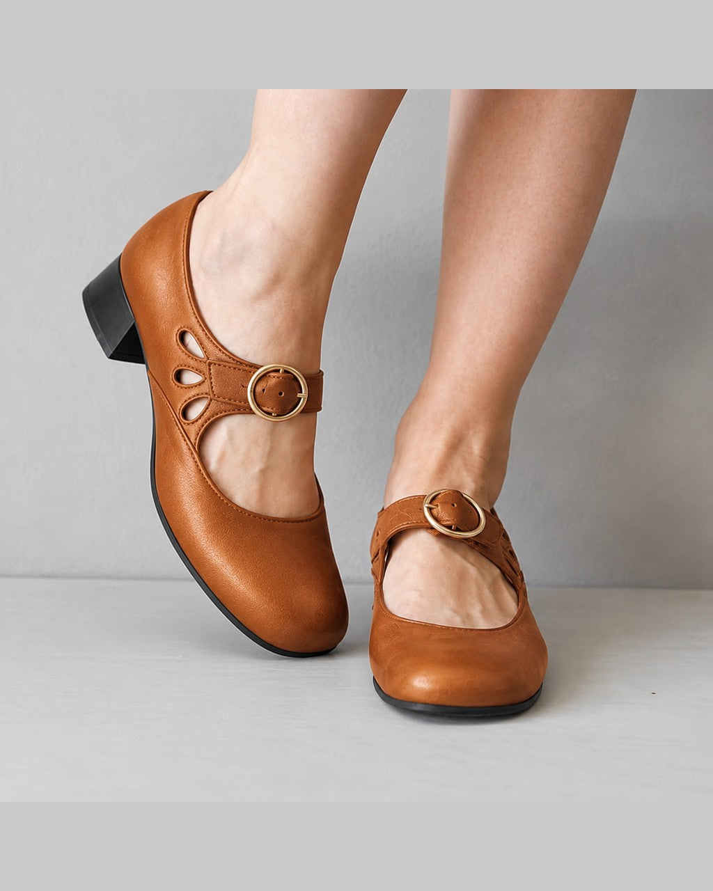 Scarpe con Cinturino e Fibbia