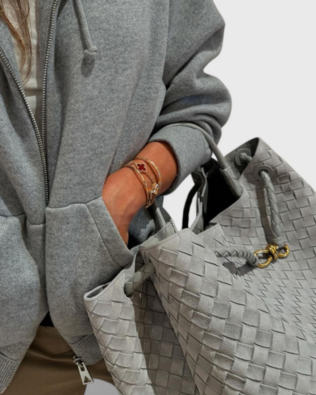Borsa Intrecciata con Chiusura Gioiello