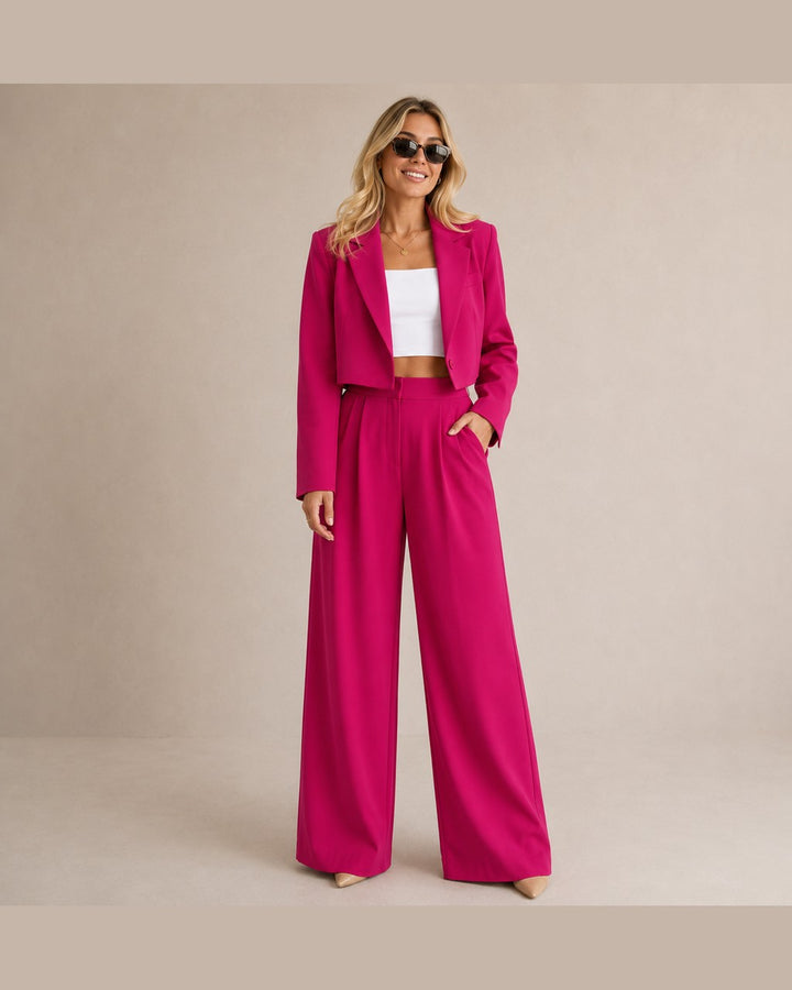Completo con Blazer Corto e Pantalone